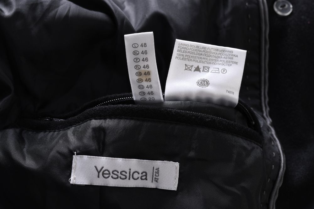 C&A YESSICA czarny wełniany płaszcz damski 52% wełna r. 46