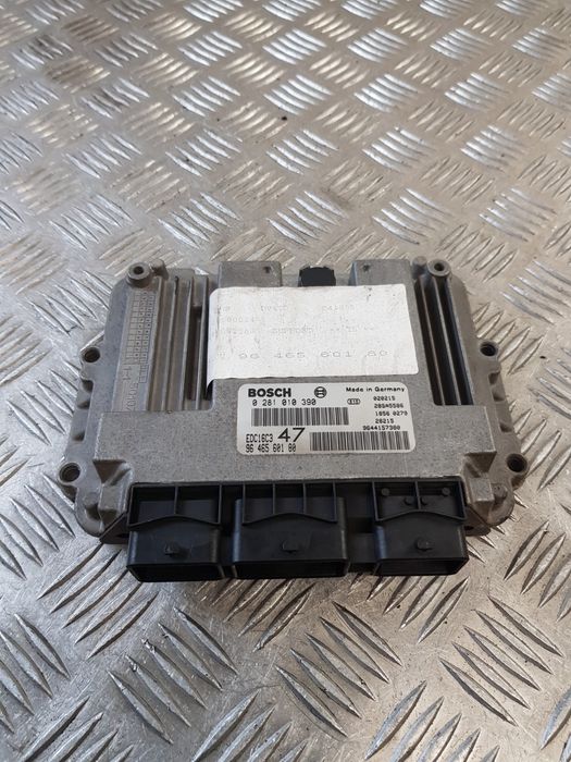 Komputer Sterownik Silnika Peugeot 307 1,4 Hdi 0281010390
