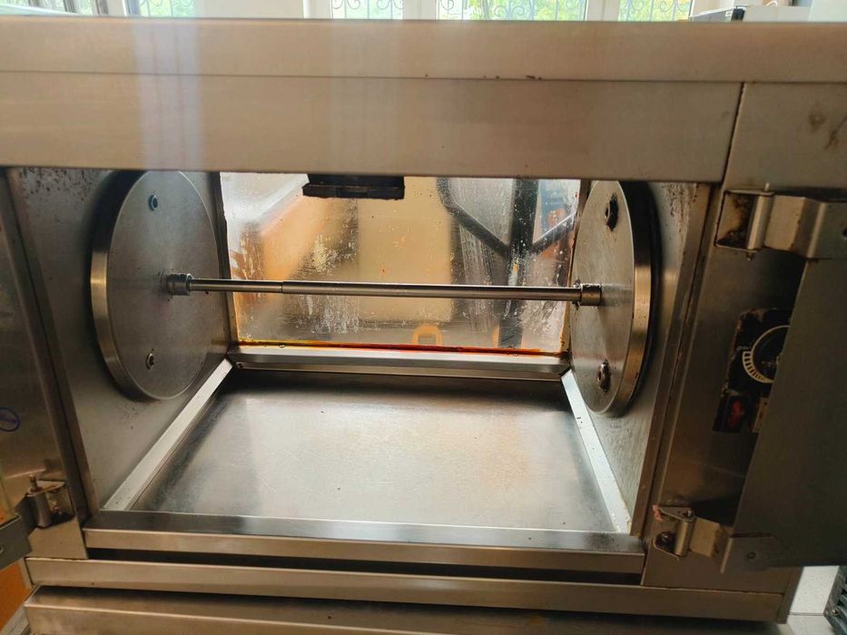 Апарат для курей гриль з тепловою вітриною