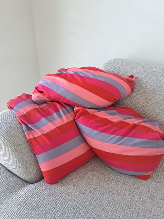 Conjunto de almofadas decorativas com microbeads