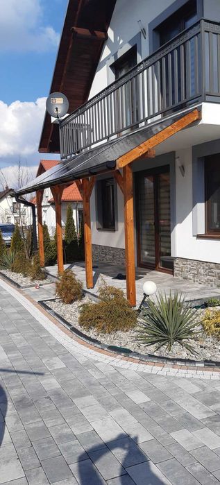 Altana, taras wiata samochodowa
