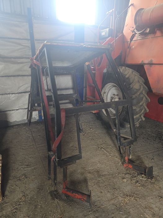 Kabina ursus c360 mf 255