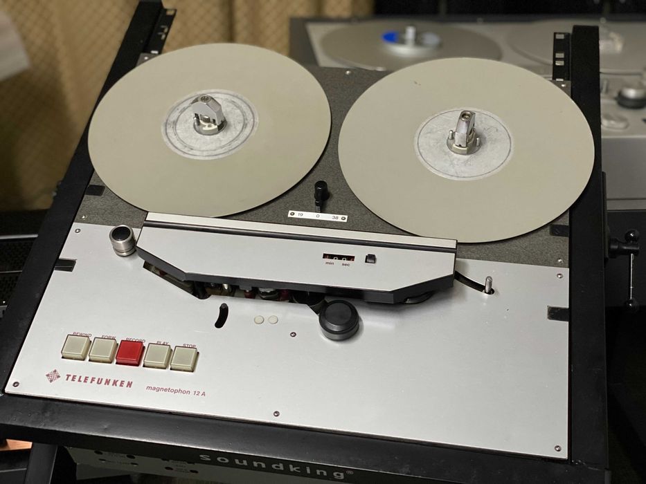 Telefunken M12a магнитофон бобинный - €1500