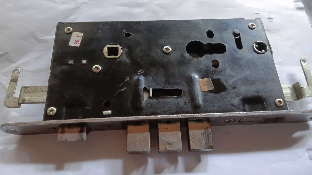 Замок врезной Б/У