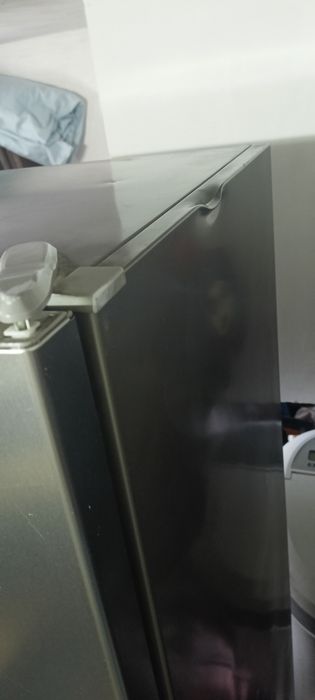 Lodówka Whirlpool BSNF 8101 OX (No Frost, Inox) – Uszkodzona, w całoś