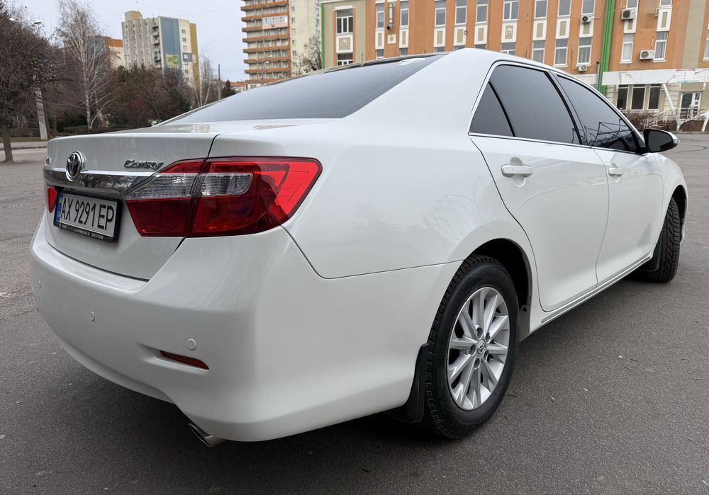 Продам Toyota Camry 50 (Официал)