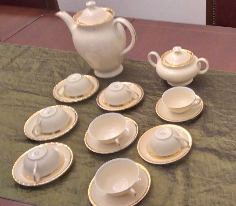 Serviço de café,  Vista Alegre,