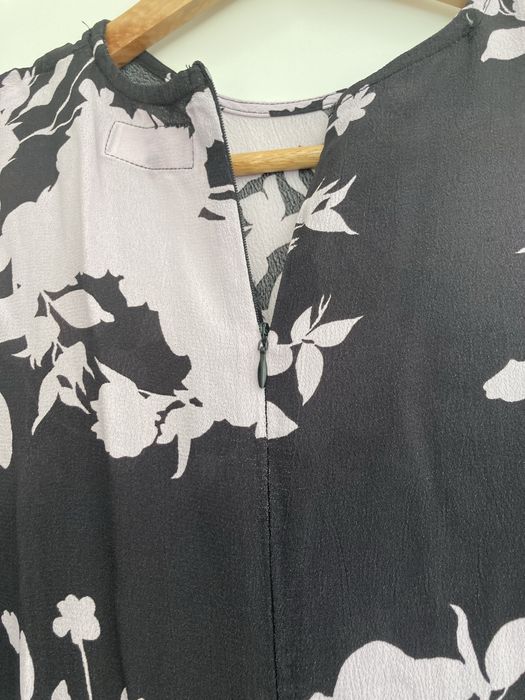 Vestido preto e rosa comprido com racha