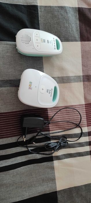 Audio baby monitor