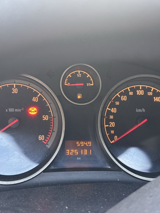 Carro Opel Astra Caravan 1.7 2004