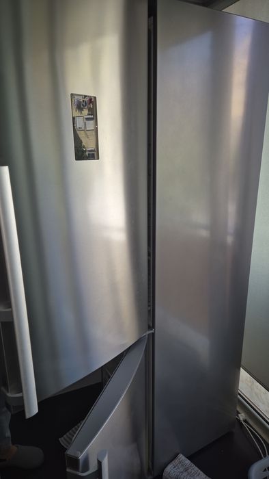 Frigorífico Combinado Electrolux 400L