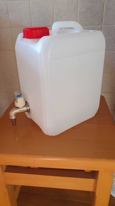 Каністра пластикова з краном 5, 10 та 20 л.