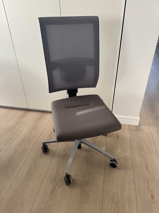 Krzesło biurowe Bejot Jott JT 102 (BE JT 102) NOWE OBICIE