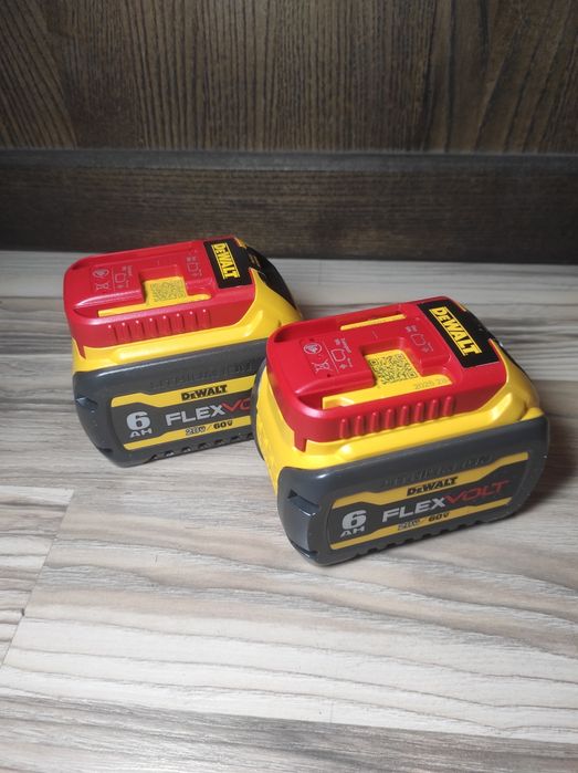 Набір DeWalt DCK200D1P1 DCC2050M2 DCK350T2 DCF860 DCD806 DCB606 DCB1104