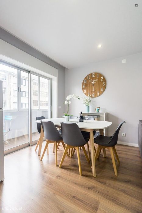 Apartamento com 3 quartos - localizado em Póvoa de Varzim Porto