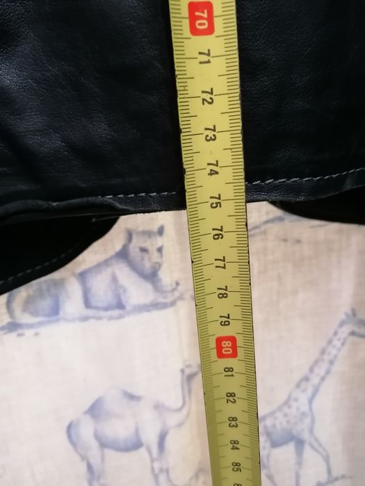 2 Casacos blaser t. M novos  o couro e macio para desocupar