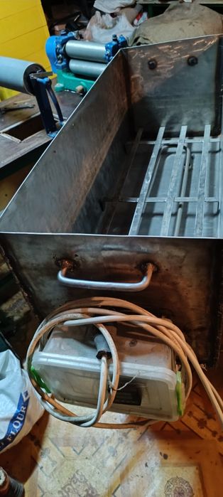 Продам все обладнання для виробництва вощини