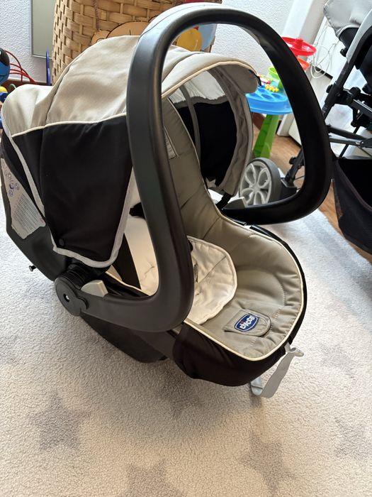 Trio Chicco Living completo – Alcofa + Ovo + Carrinho + Base