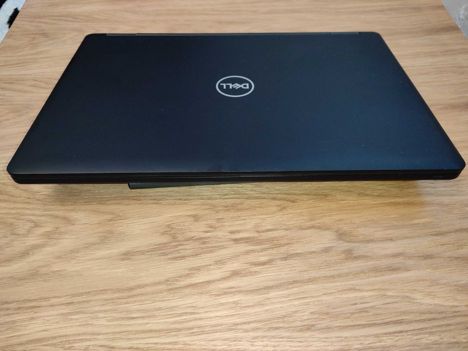 Ноутбук Dell 5590 15.6 HD/i7-8650U/16ГБ DDR4/SSD 256GB/бат.3-4 години