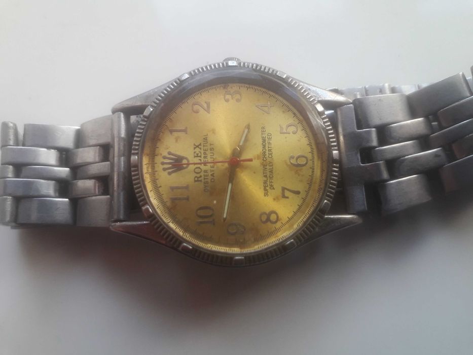 часы кварц(не фирменные производство Китай) Royer/Rolex/Mary Kay