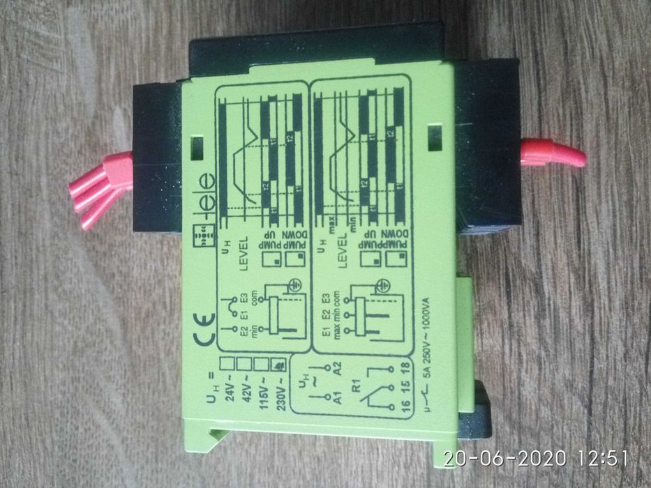 Przekaźnik czasowy tele TLH4X, od 0,5 do 10 s, polecam używany