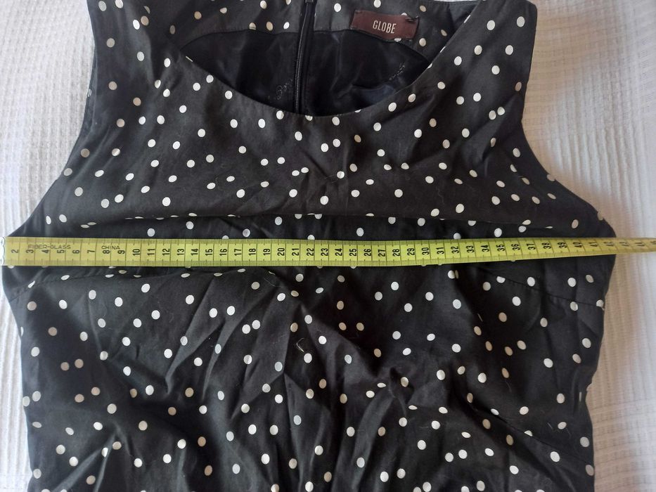 Blusa Globe, preta/branca, S (Portes incluídos)