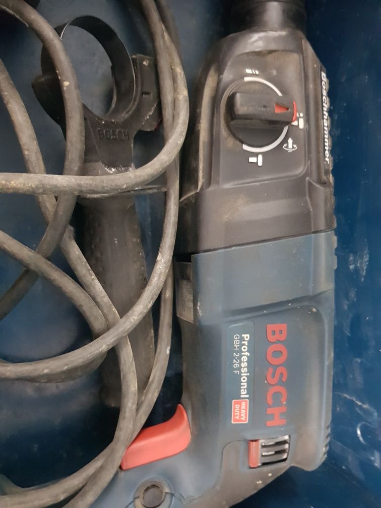 Młotowiertarka Bosch GBH 2-26 F Sporniak • OLX.pl