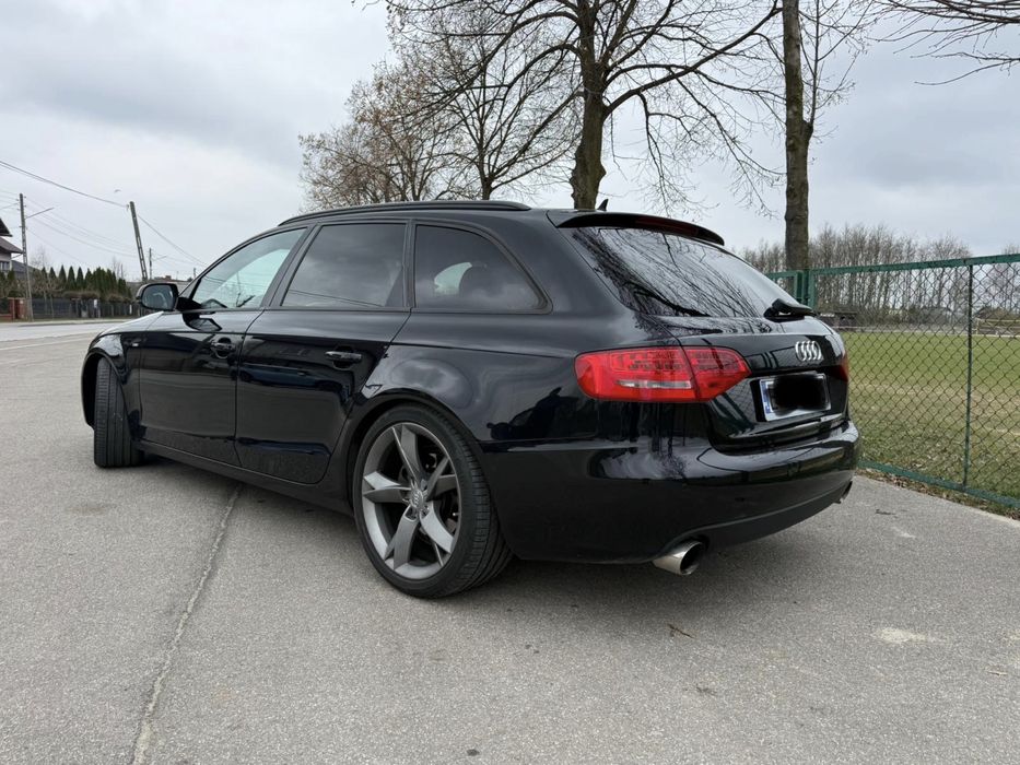 Audi a4b8 quattro s-line.