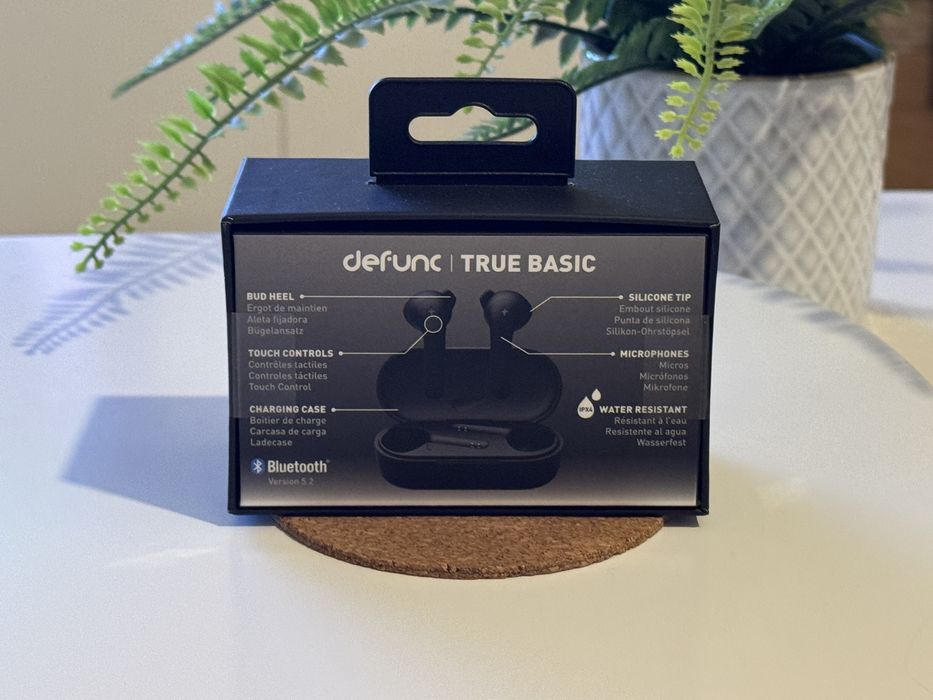 Fones / earbuds wireless marca Defunc - suecos