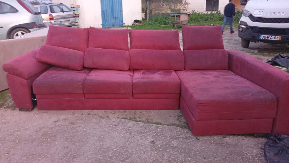 Sofá chese longe vermelho