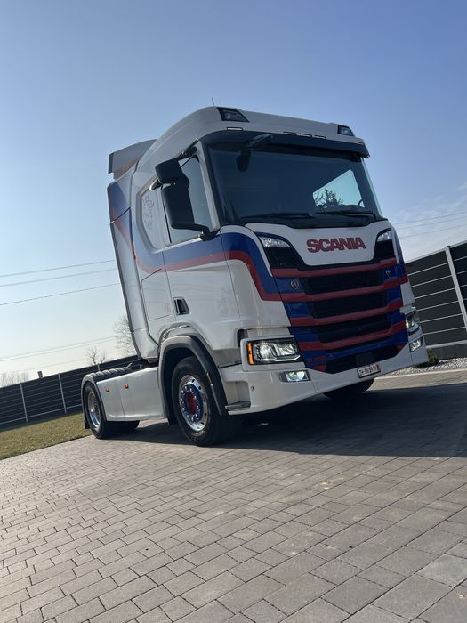 Scania R450 Z Szwajcarii Przód Tył na poduszkach