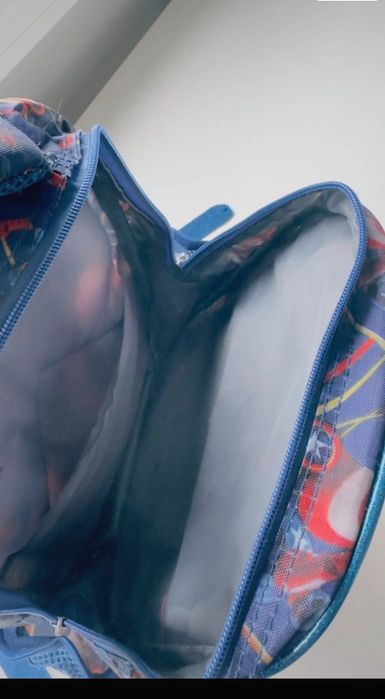 Mochila toys”r”us pré escolar de excelente qualidade, Capitão América