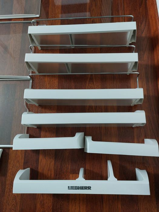 Półki , akcesorua lodowka Liebherr