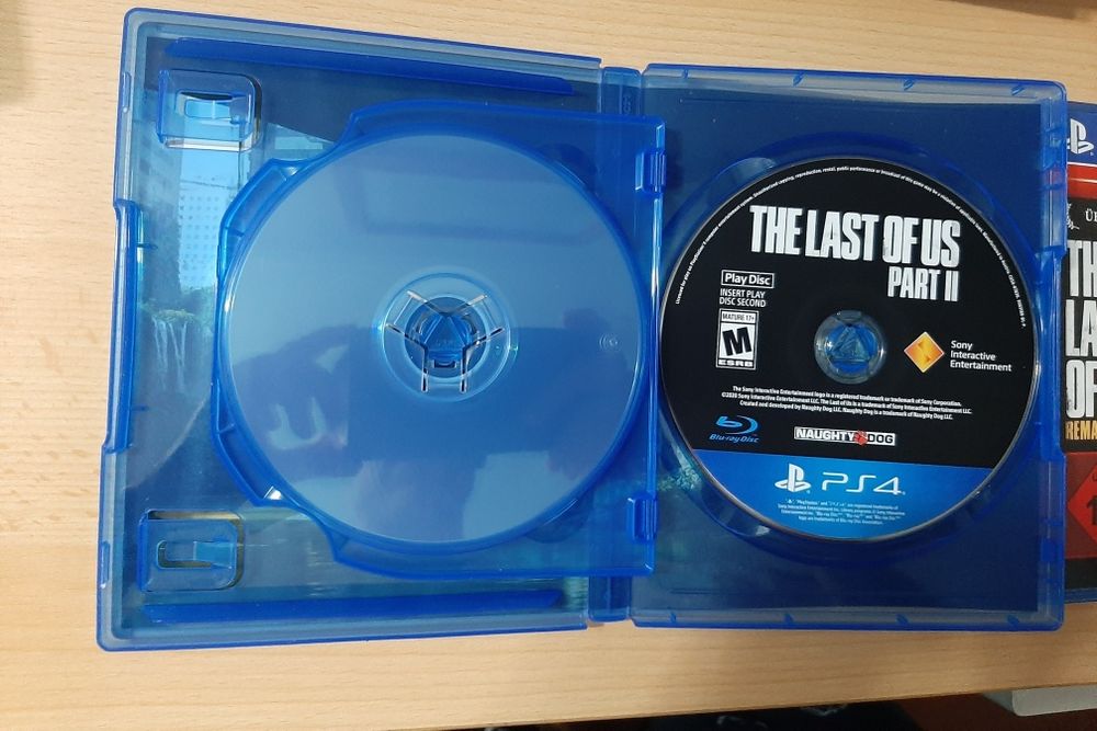 Conjunto The Last of Us Excelente Estado