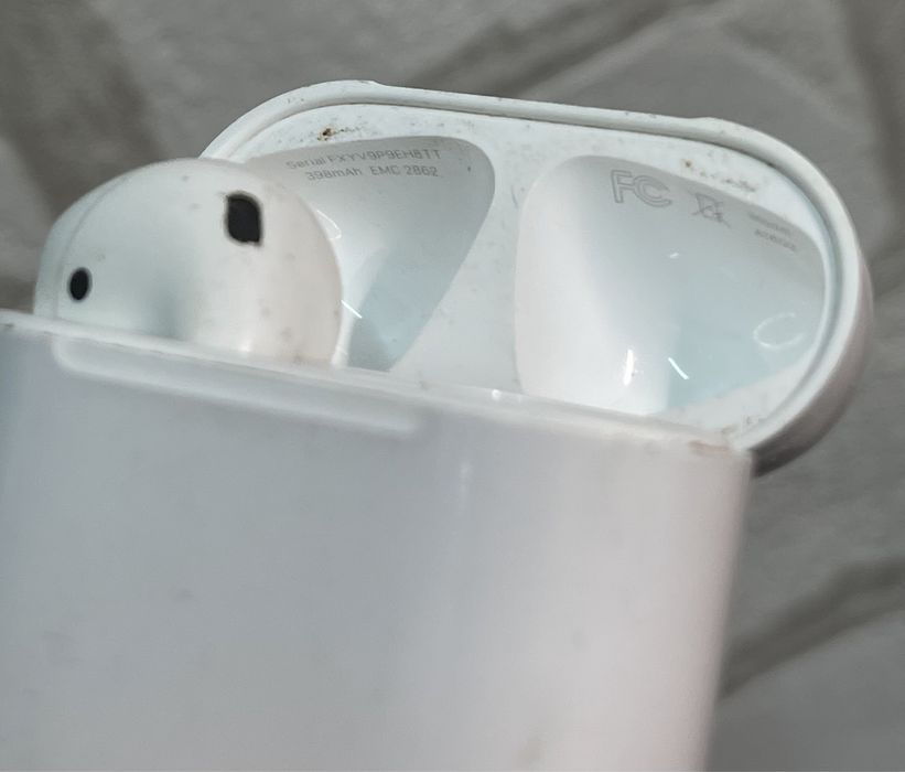 Кейс, левый, правый наушник Apple AirPods 1, 2, 3, 4, Pro, Pro 2 б/у
