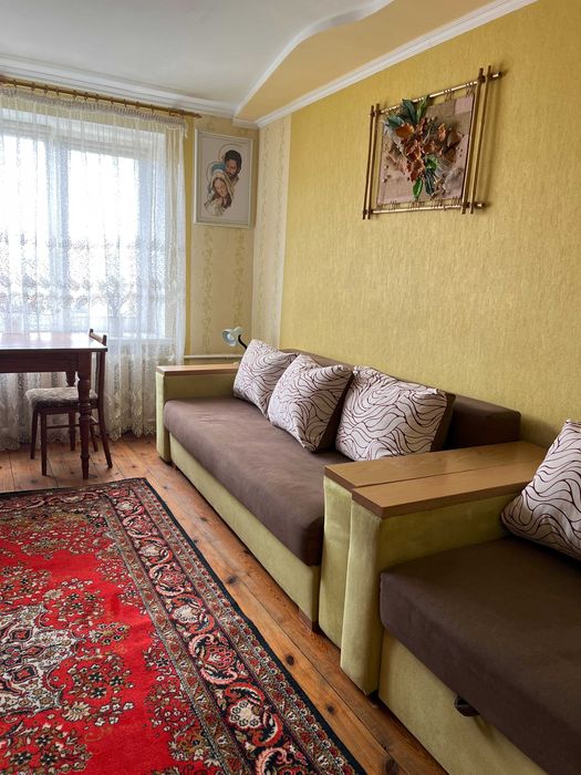 Продам 2-кімнатну квартиру на просп. Відродження у Луцьку!