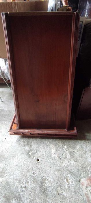 Chaminé em Madeira com Rebordo