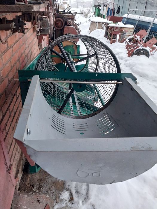 Картоплесортувалка тракторна