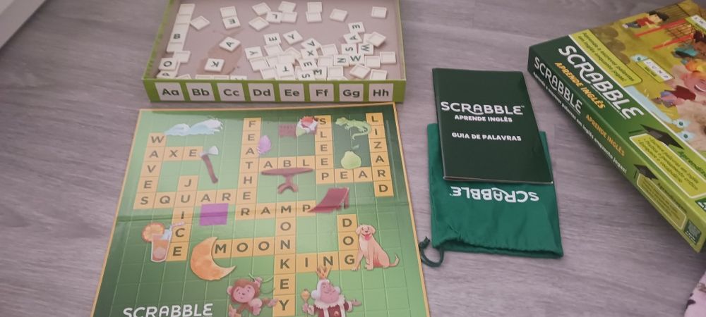 Jogo "Scrabble" em Inglês