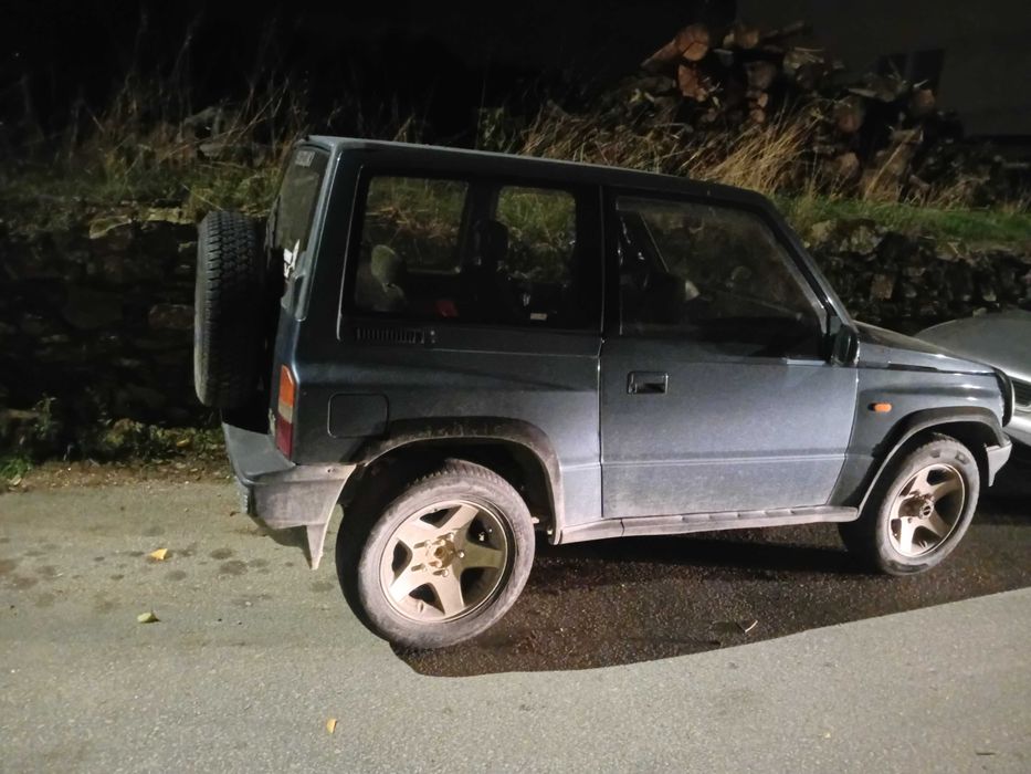 Jipe suzuki vitara jlx