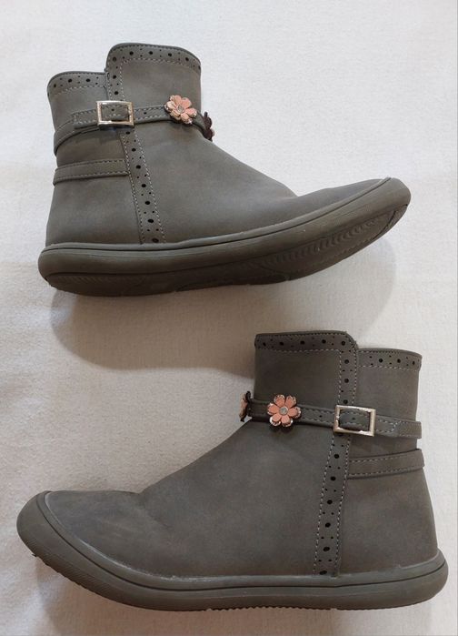 Botas Cinza Biqueira Reforçada, T35