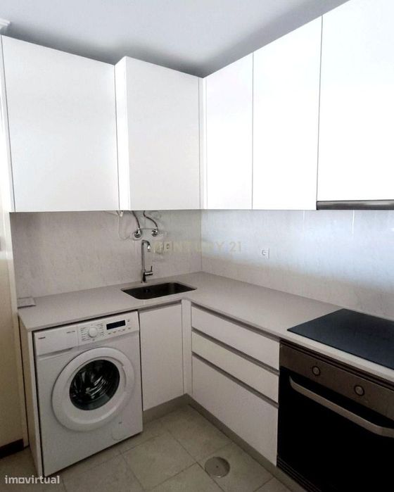 Apartamento Novo em Tamengos, Anadia - 1 Quarto com Varanda