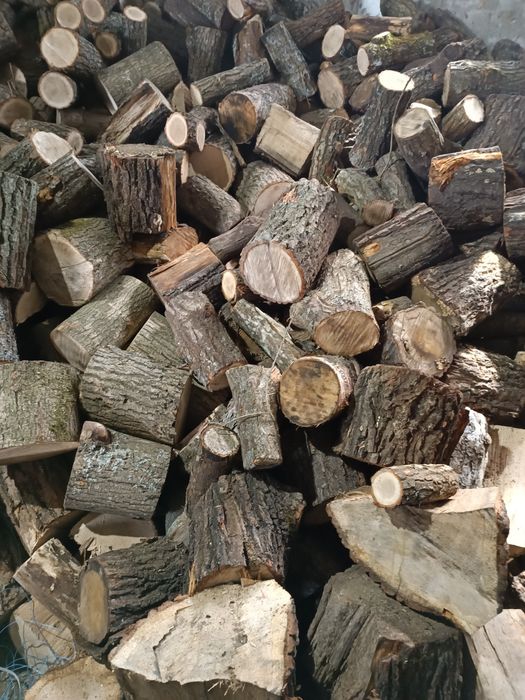Дрова твердих порід.