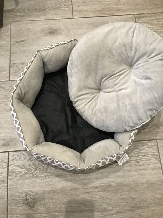 Продам лежанку для животных