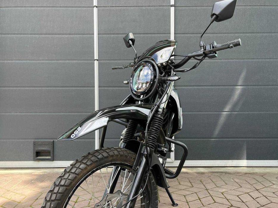 Мотоцикл Spark Спарк 250 куб SP250D-3 17 кінських сил