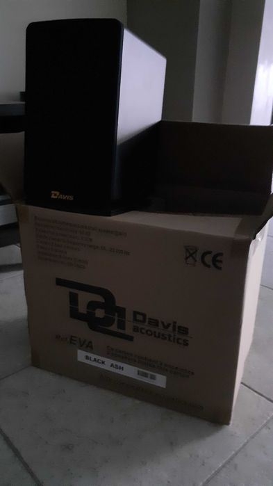 Davis Acoustics - colunas de som