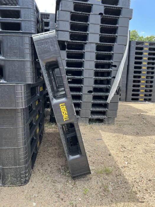 Palety plastikowe mocne 1100/1300/H120 i 1100/1100/H150