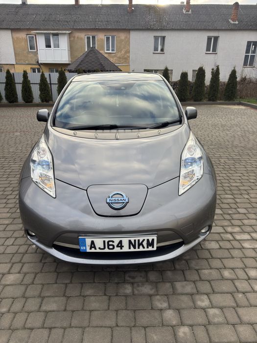 Розборка розбірка нісан ліф колір Kad nissan leaf 24kw сірий лед
