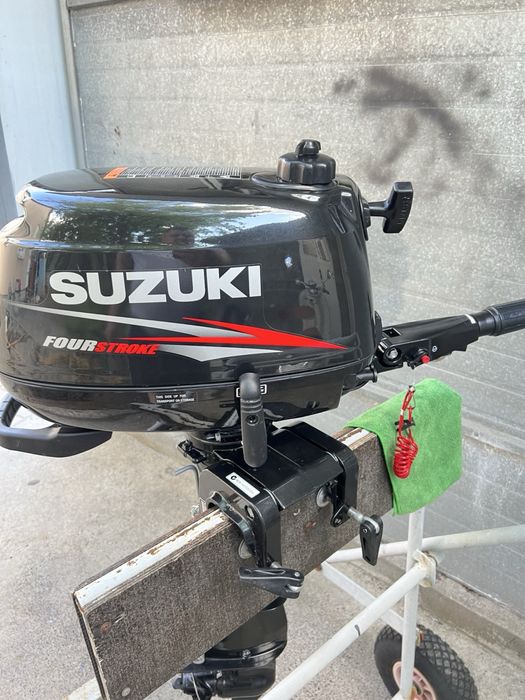 Лодочный мотор SUZUKI DF 6.