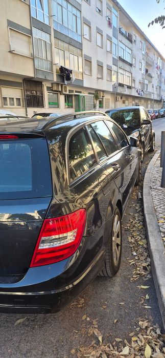 Mercedes  bez C 220